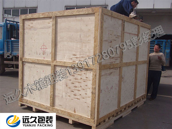 測試木箱的承重能力可以驗(yàn)證其結(jié)構(gòu)穩(wěn)定性